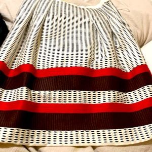 Oscar de laRenta skirt and jacket size 10 perfect condition